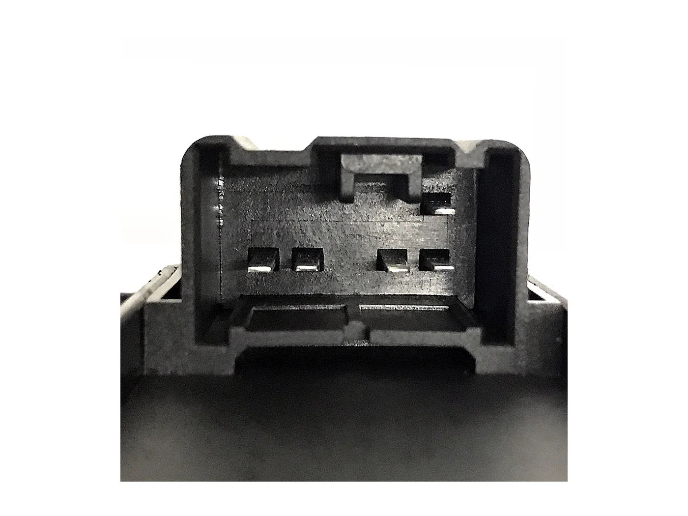Honda LD-05002 rear connector view